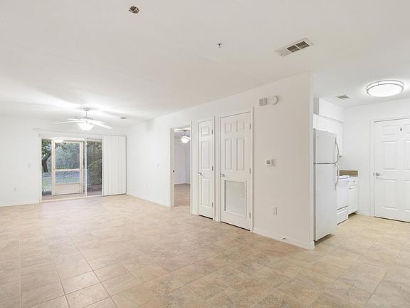 3rd image of 4276 Calinda Ln APT 112
