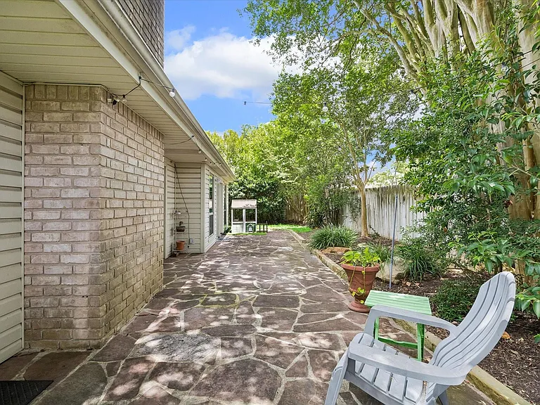 12107 Burgoyne Dr — Photo 22