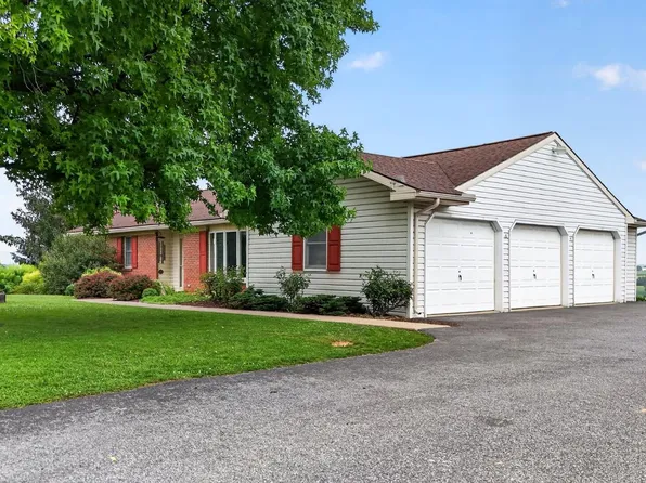 241 Fetterville Rd, East Earl, PA 17519