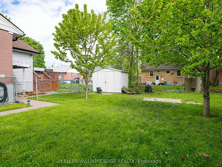 13 Beaucourt Pl #LOWER — Photo 20