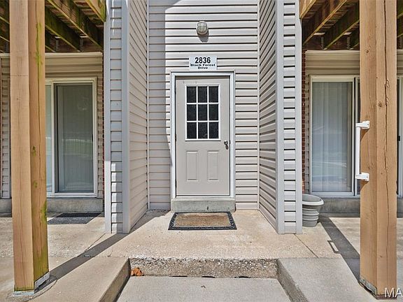 3rd image of 2836 Blackforest Dr APT A