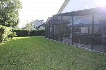 2nd image of 3065 Perriwinkle Cir