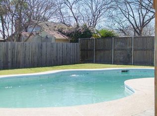 612 Via Avenida, Mesquite, TX 75150