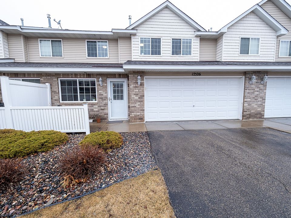 1st image of 17526 Gillette Way