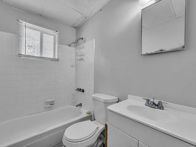 712 47th St N #35212 — Photo 11