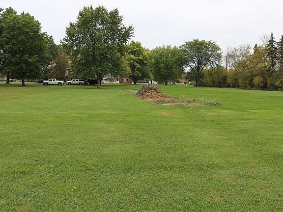 5th image of 1885 Palister Ave