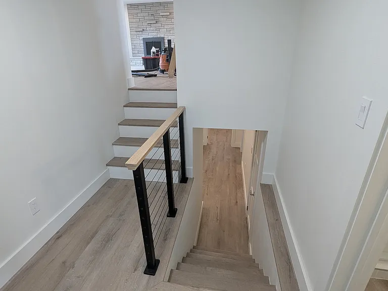 8237 Monroe Ave — Photo 9