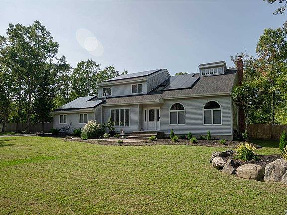 3rd image of 5 Liberty Ln