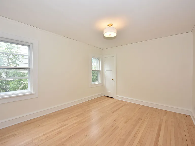 Front (west) bedroom