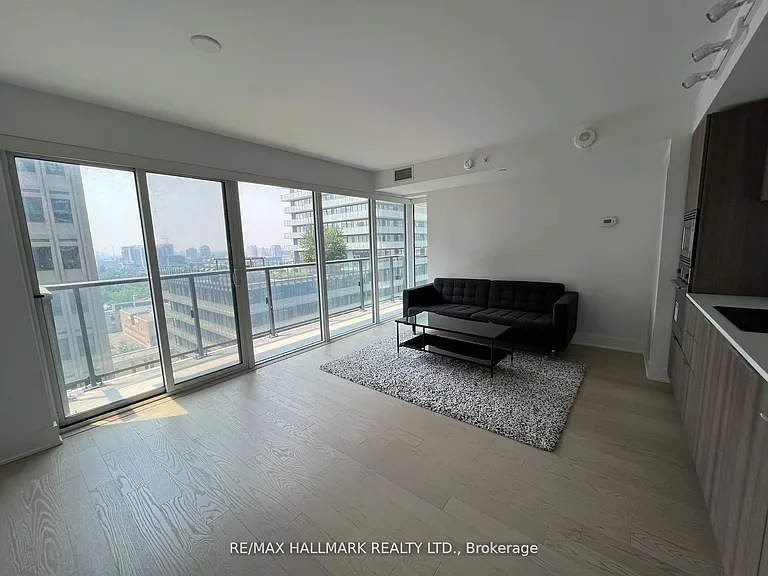 955 Bay St #1715 — Photo 3