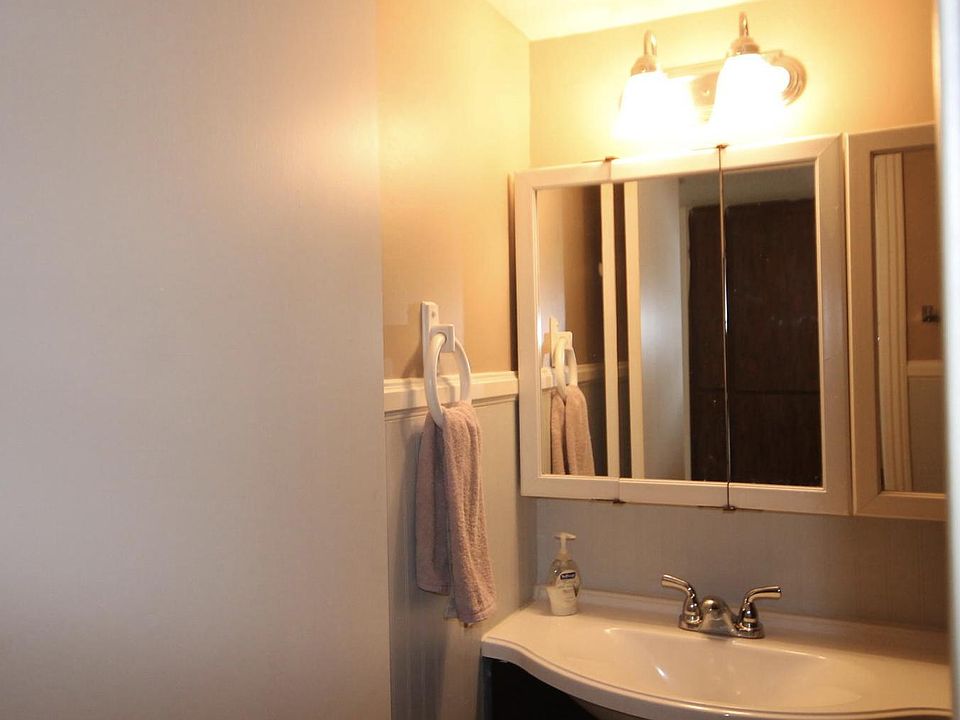 2nd image of 8048 N 32nd Dr