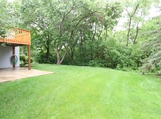 1677 Hickory Hl, Eagan, MN 55122