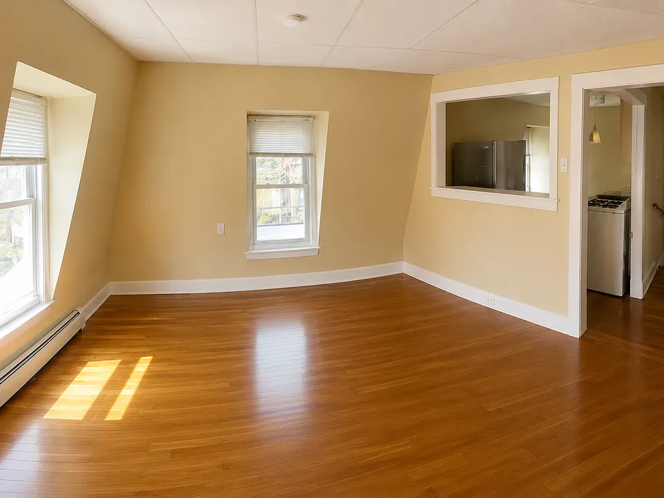 35 Inman St #3