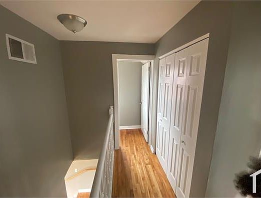 3rd image of 34 Elizabeth St