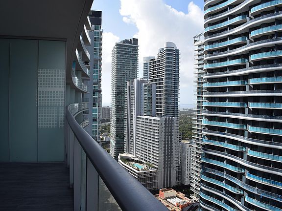 2nd image of 1000 Brickell Plz #3100