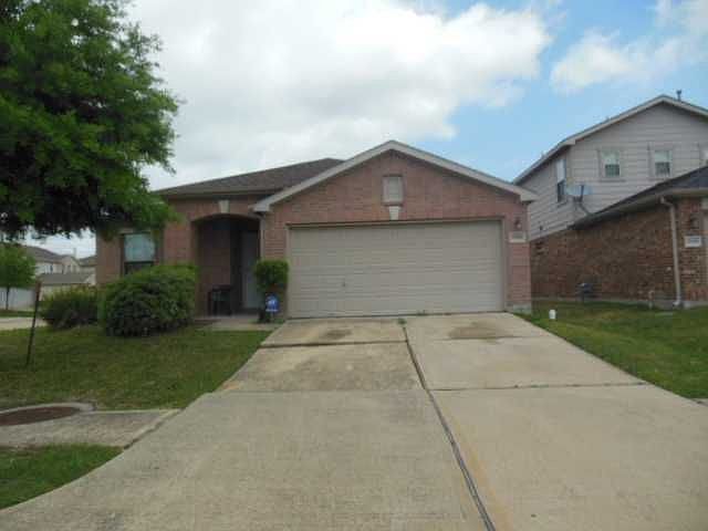 1st image of 13130 Crescent Manor Ln