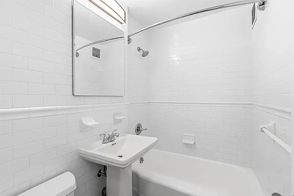 Rented by GoodRock Realty | media 19