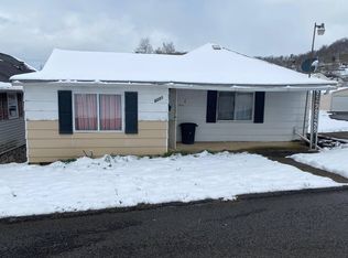 8221 Plainwood Ave, Stonewood, WV 26301