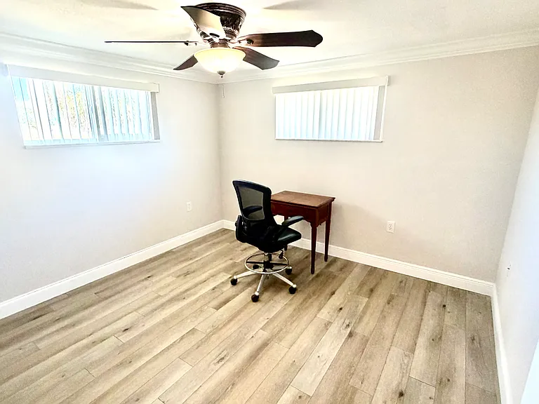 13729 Cox Ave — Photo 17