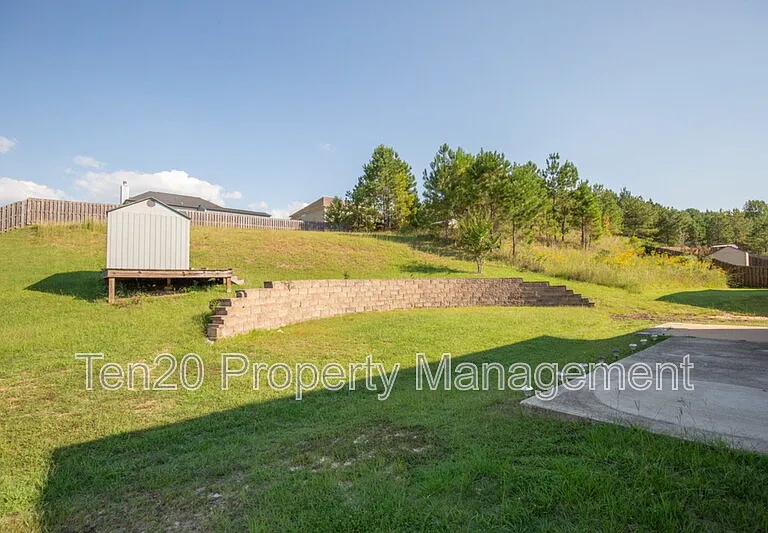 2510 Ridgewood Way — Photo 32