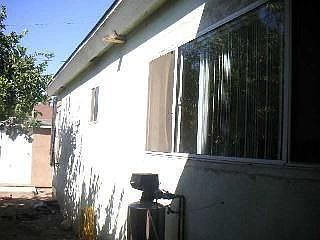 2nd image of 146 33rd St
