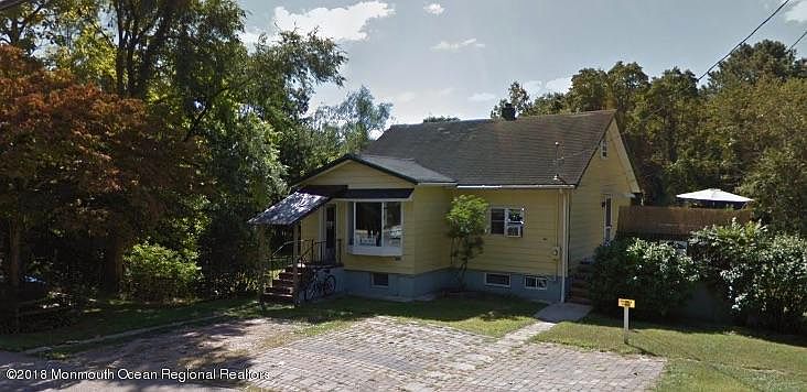 1st image of 815 W Bay Ave