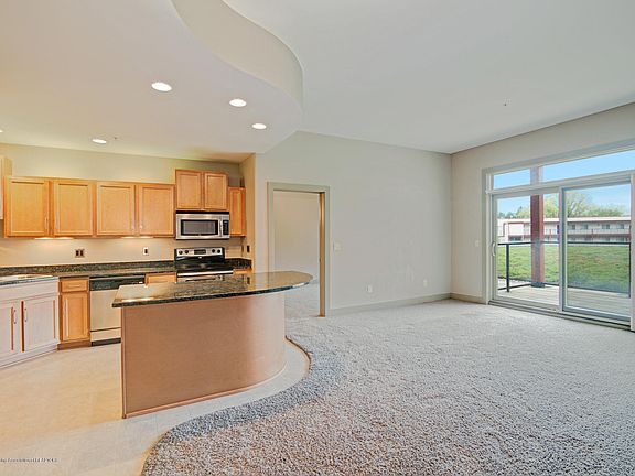 4th image of 600 Albert Ave APT 322