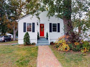 42 S Washington Ave, Centereach, NY 11720