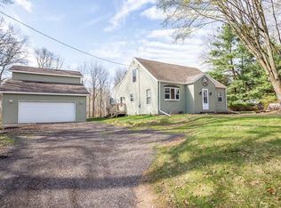 5985 Jordan Rd, Jackson, MI 49201