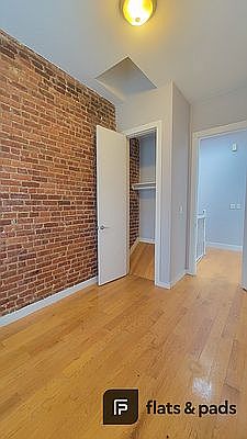 4th image of 365 Vernon Ave #2