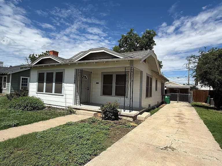1208 S David St — Photo 2