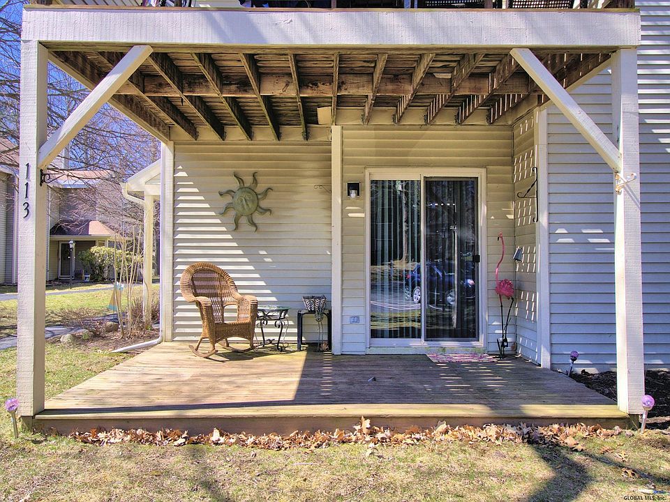 1st image of 113 Grenadier Ct