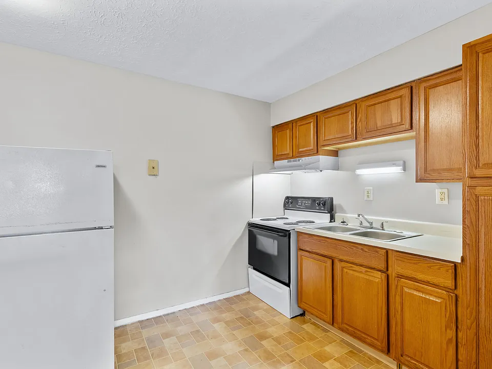 5800 Santa Fe Trl #3
