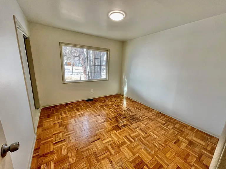 3012 S Glencoe St — Photo 8