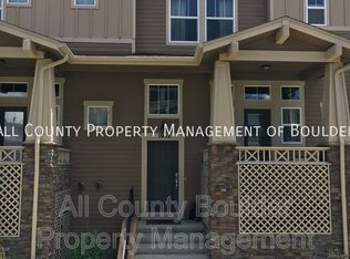 1652 Venice Ln, Longmont, CO 80503