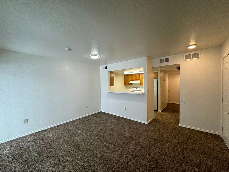 10827 Ustick Rd #203 — Photo 1