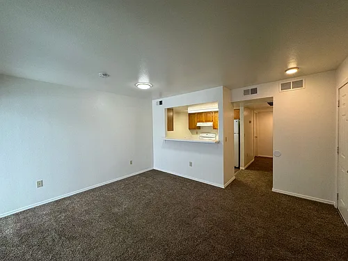 10827 Ustick Rd #203 Photo 1