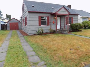 2925 Hemlock St, Longview, WA 98632