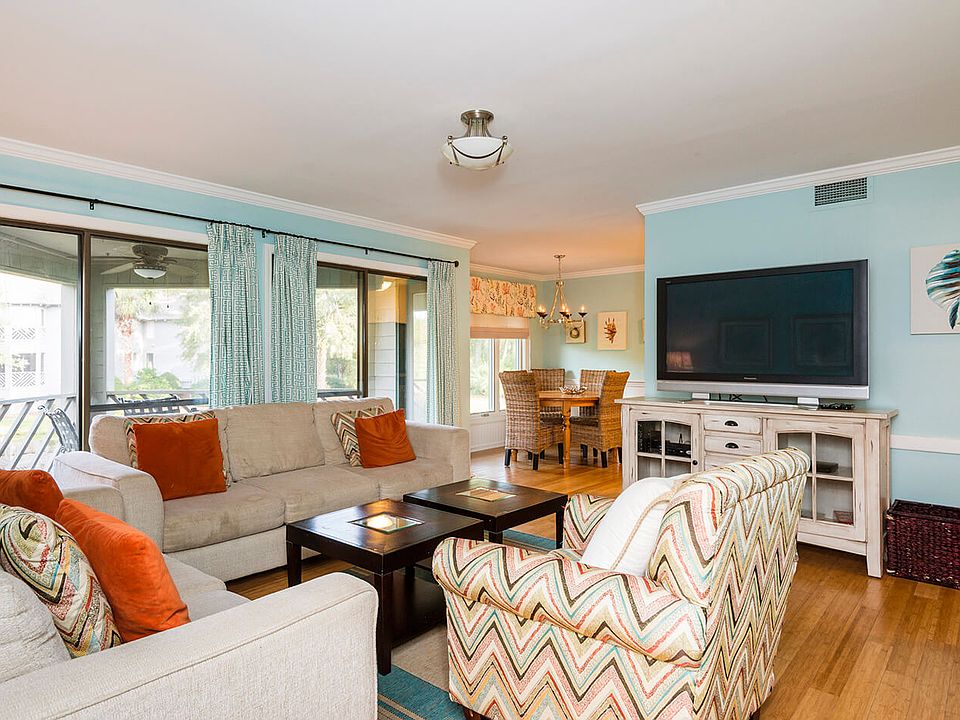 1st image of 4723 Tennis Club Ln