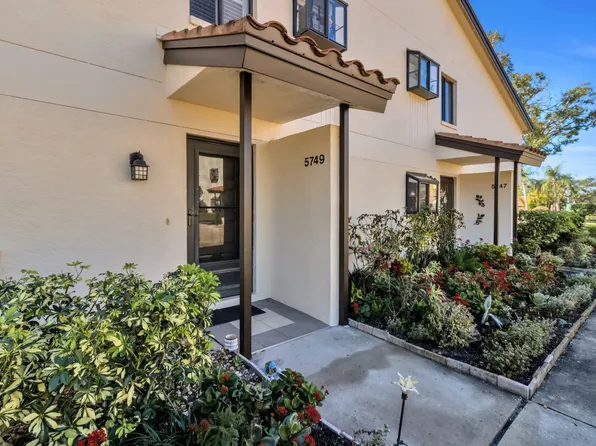 5749 Gardens Dr #5749, Sarasota, FL 34243