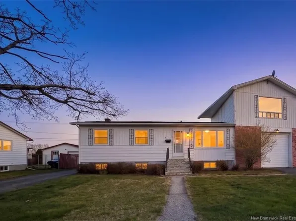 355 Beaconsfield Cres, Saint John, NB E2M 2H7