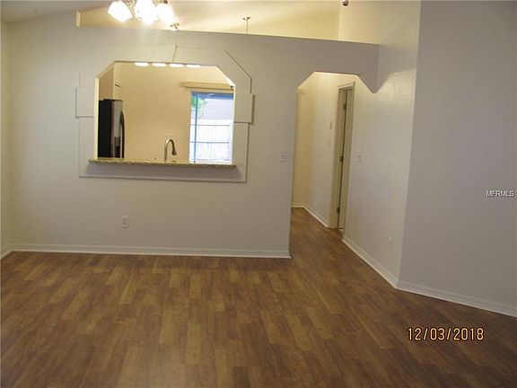 2nd image of 124 Holloway Ct