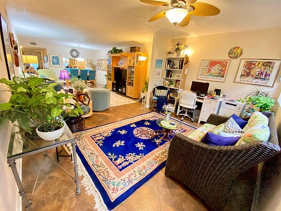 3rd image of 2704 NW 104th Avenue #106