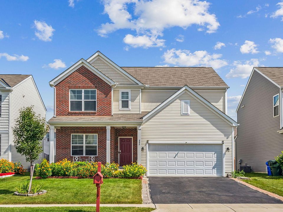 1st image of 592 Kingshurst Dr