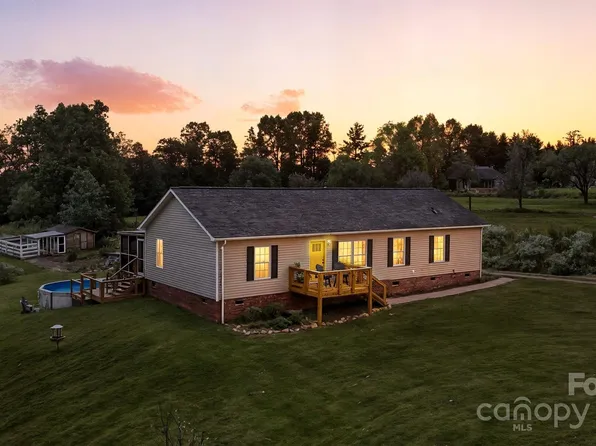 80 J R Matheson Ln, Taylorsville, NC 28681