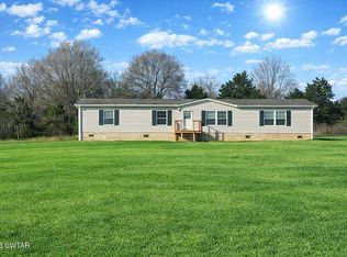 141 Persimmon Grove Rd, Trenton, TN 38382