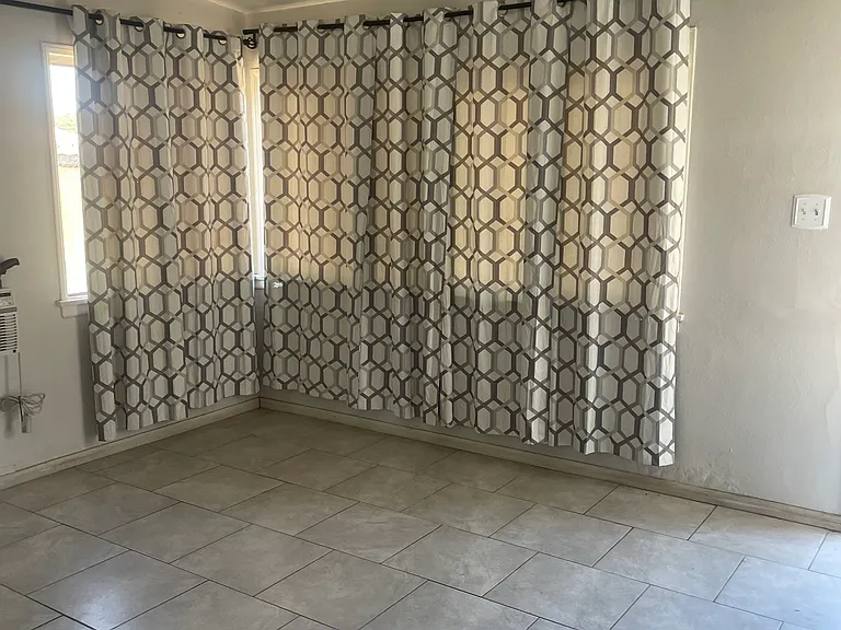 4421 Baldwin Park Blvd — Photo 10