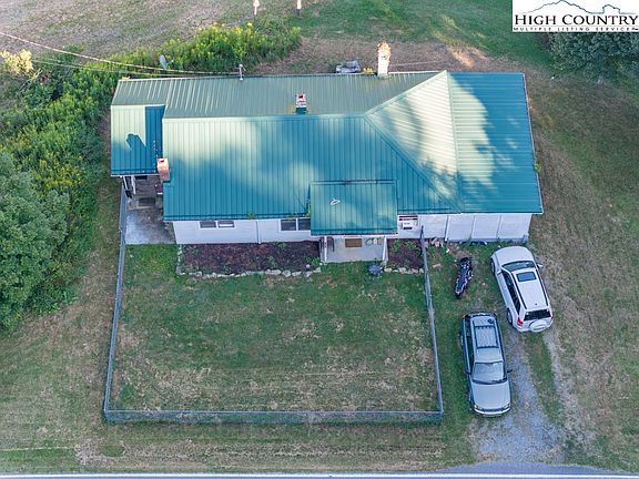2nd image of 4298 Old US Highway 421
