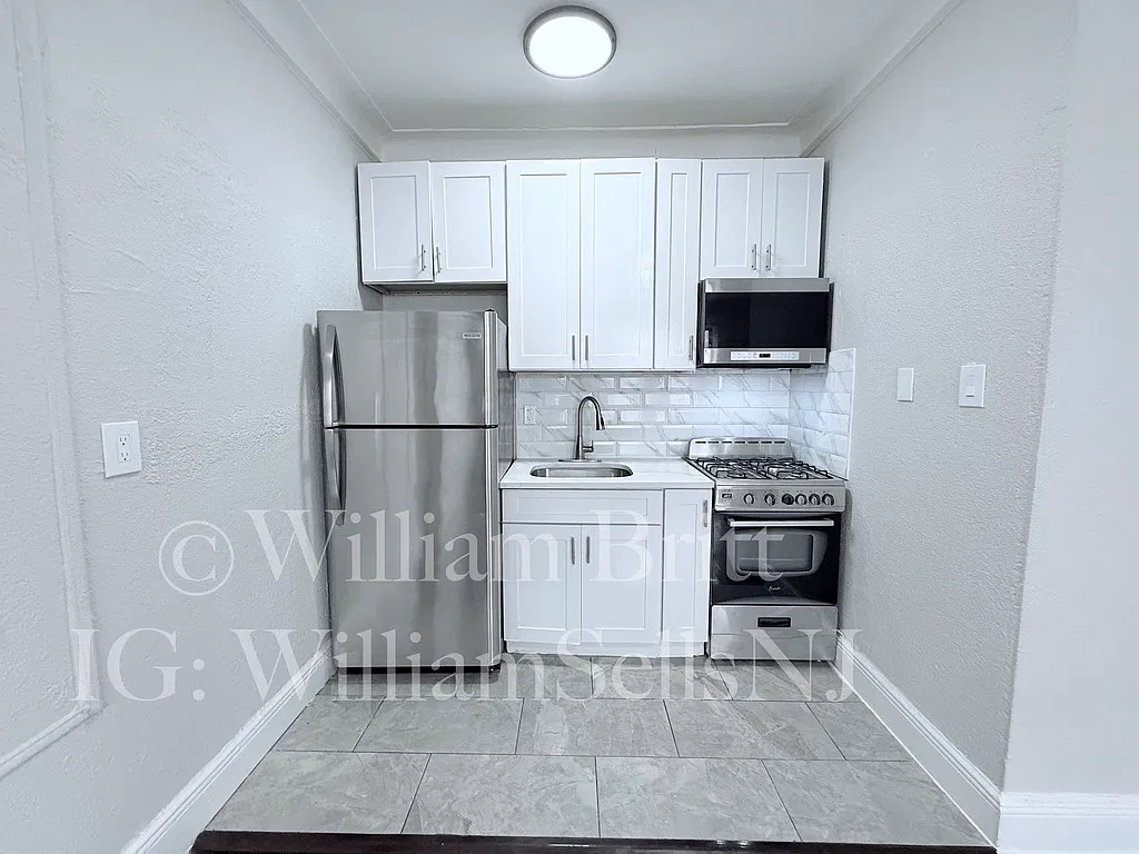1 bed, $1,895 — Photo 3