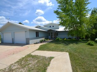 168 Northern Shadows Dr, Lewistown, MT 59457